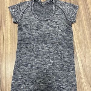Lululemon swiftly tech shirt